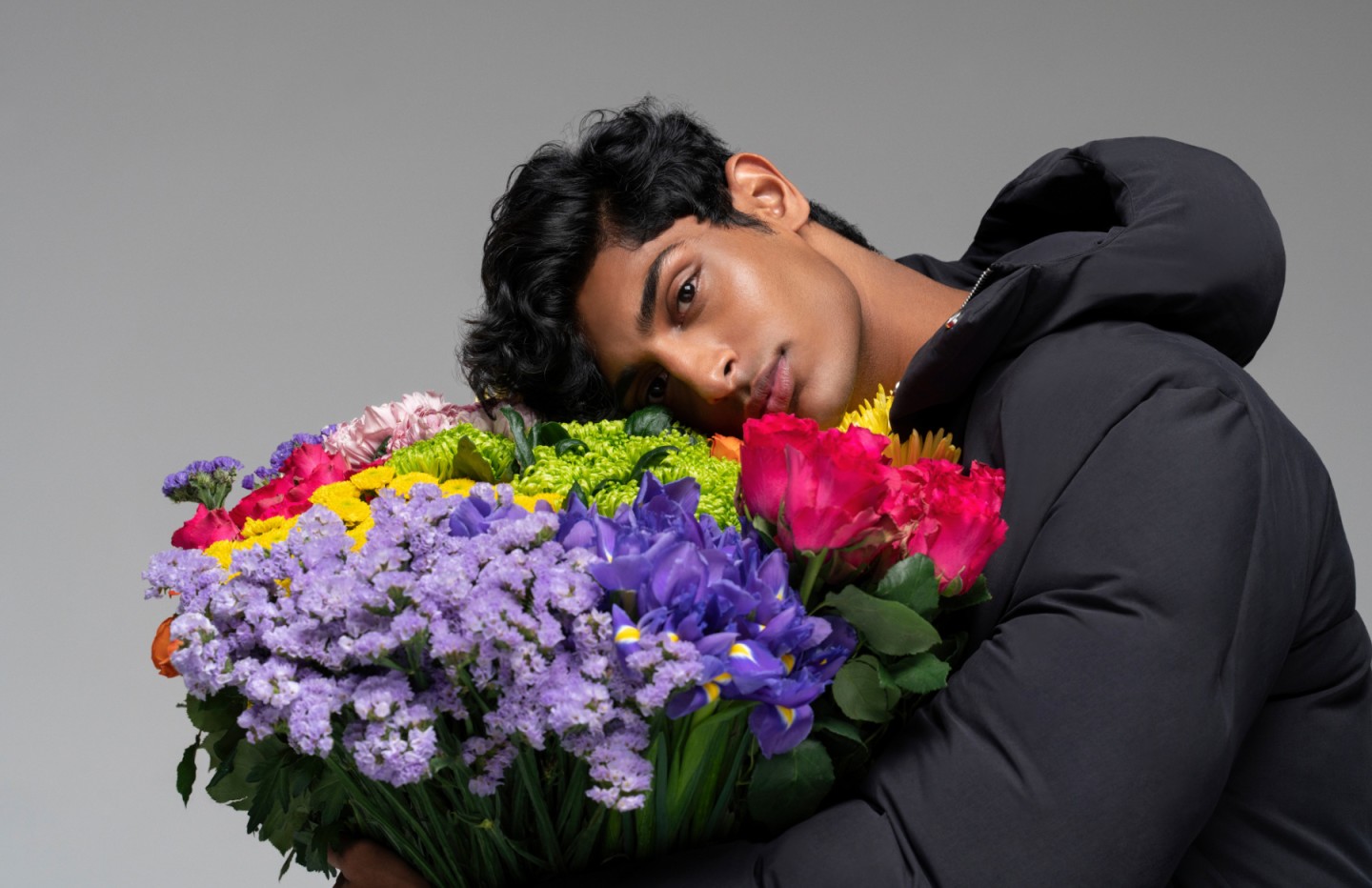 Opracowanie materiału FLWRDWN zajęło naukowcom z Pangaia ponad dziesięć lat