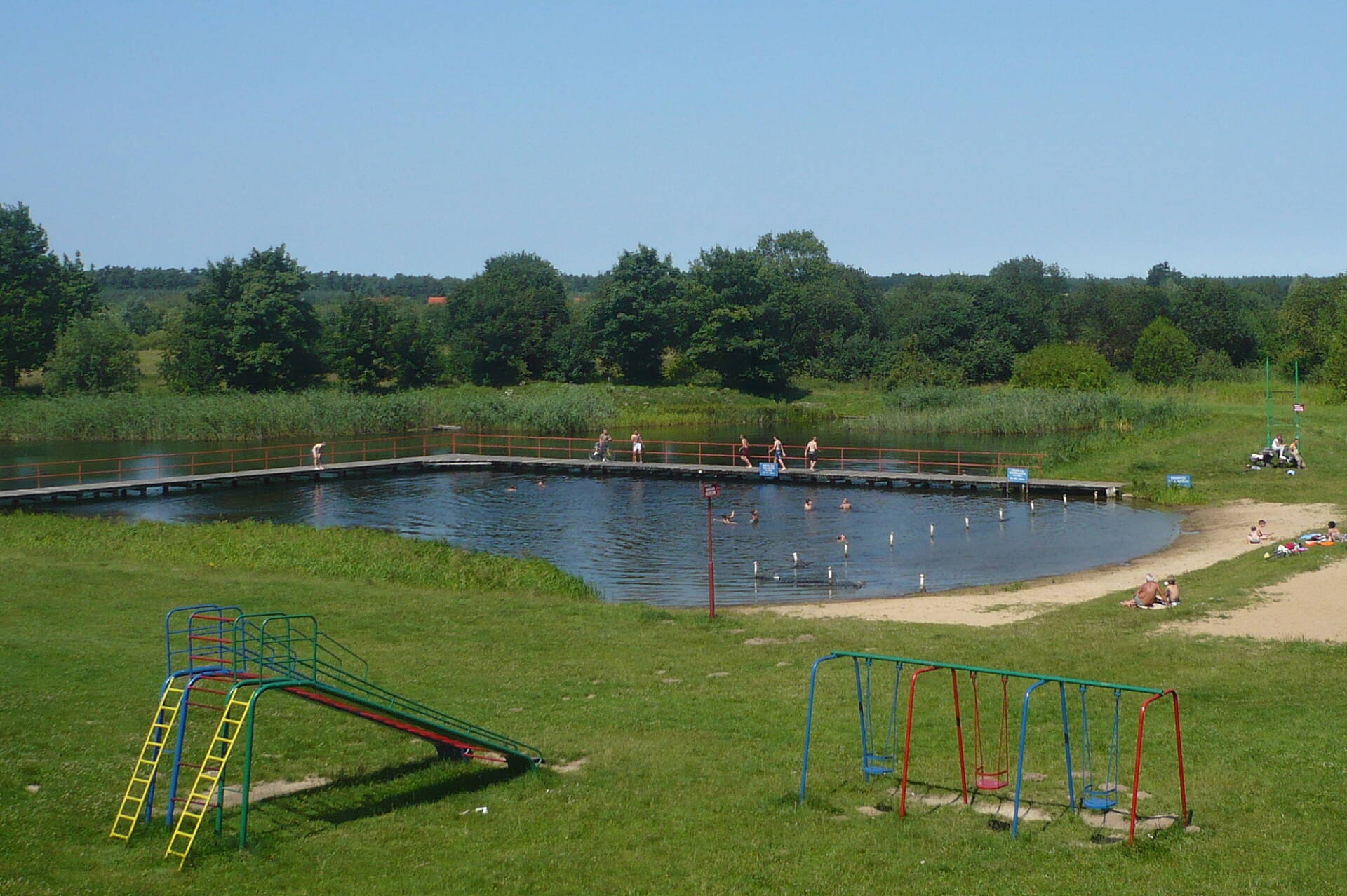 By JDavid (Own work) [GFDL or CC BY-SA 3.0], via Wikimedia Commons