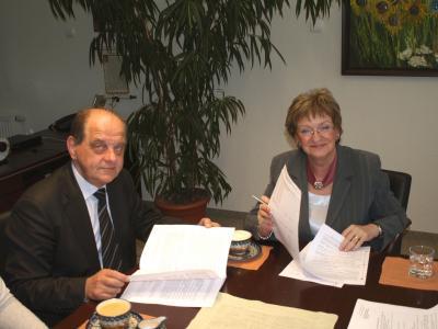 fot. Robert Borkacki: Jerzy Fitek, wójt gminy Św. Katarzyna i Ewa Mańkowska, prezes zarządu WFOŚiGW