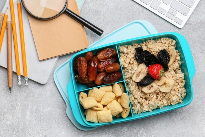 Lunchbox na słodko. Źródło: Pixel-Shot/Shutterstock
