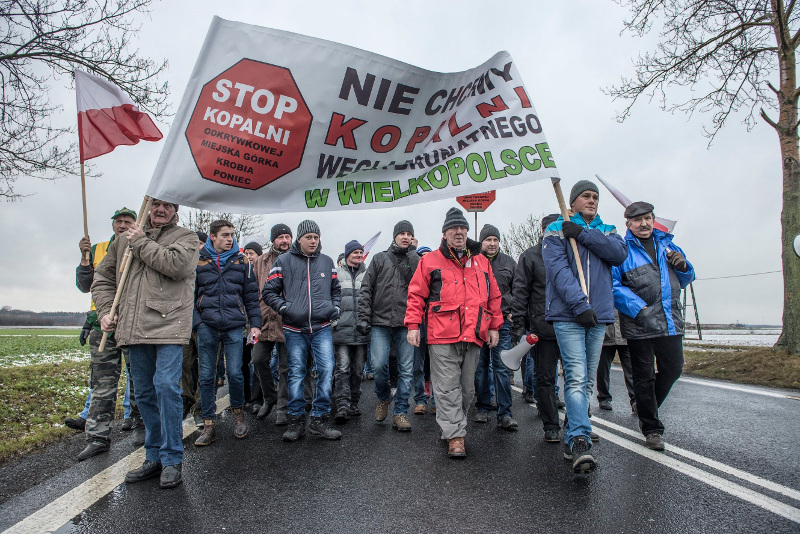 Mieszkańcy południowo-zachodniej Wielkopolski od lat protestują przeciwko planom budowy kopalni węgla brunatnego.