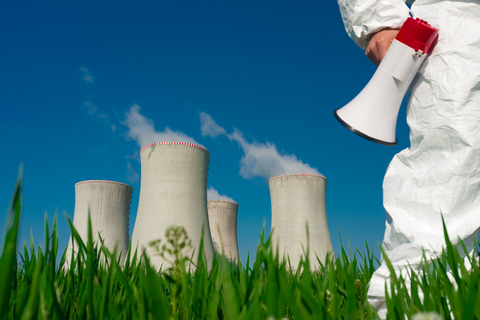 Czy w świetle ostatnich wydarzeń budowa elektrowni jest logicznym posunięciem? fot. Dreamstime