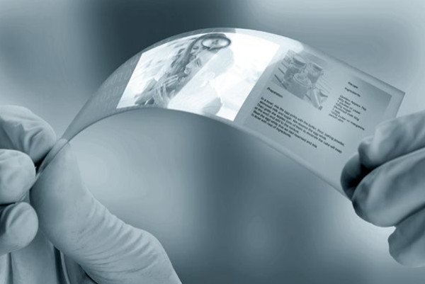 Polscy fizycy opracowali technologię, która umożliwi produkcję elastycznych wyświetlaczy LCD i cienkowarstwowych ogniw słonecznych oraz ekranów dotykowych