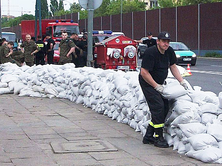 Powódź w Warszawie