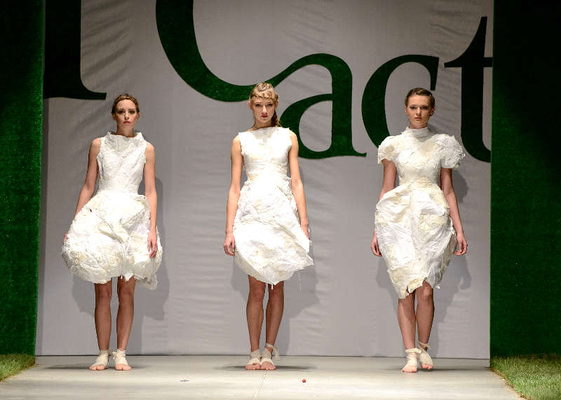 Agnieszka Zdonek wyróżnienie Fundacji Re-Act fot. Seweryn Cieślik  Magnifique Studio