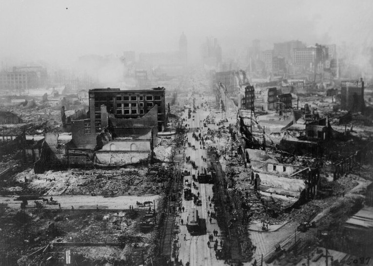 Trzęsienie ziemi w San Francisco w 1906 r, - jedno z najstarszych trzęsień ziemi, które zostało uwiecznone na fotografii/ Wikipedia