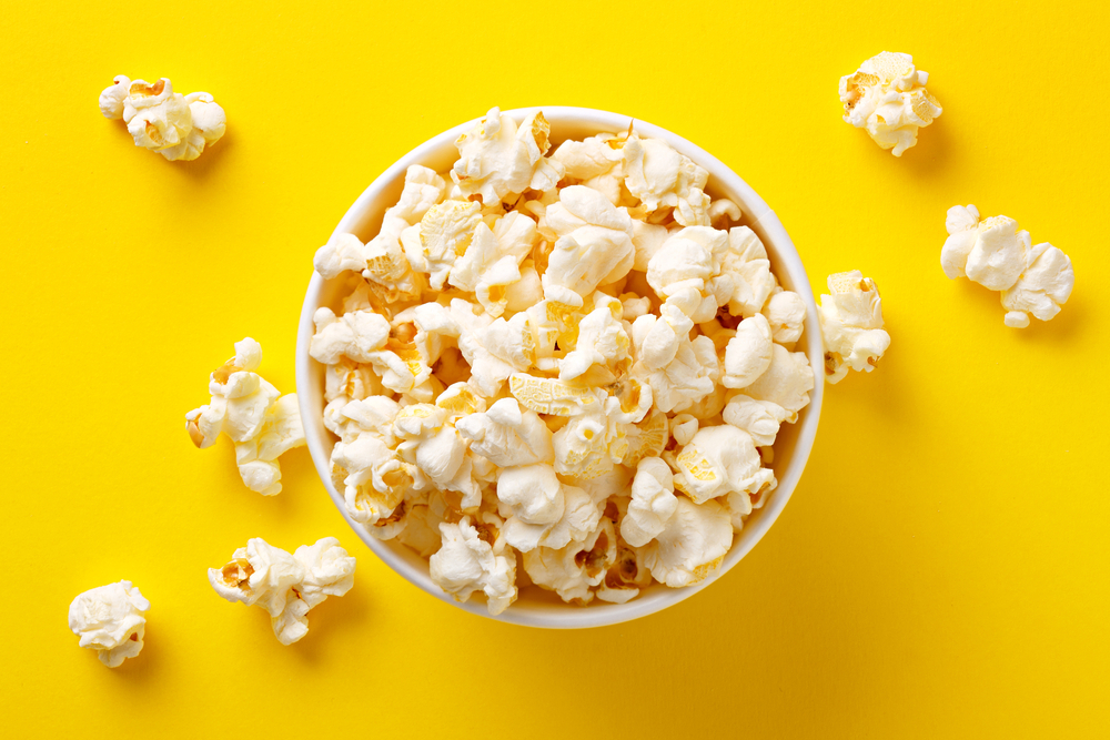 Klasyczny solony popcorn, fot. shutterstock