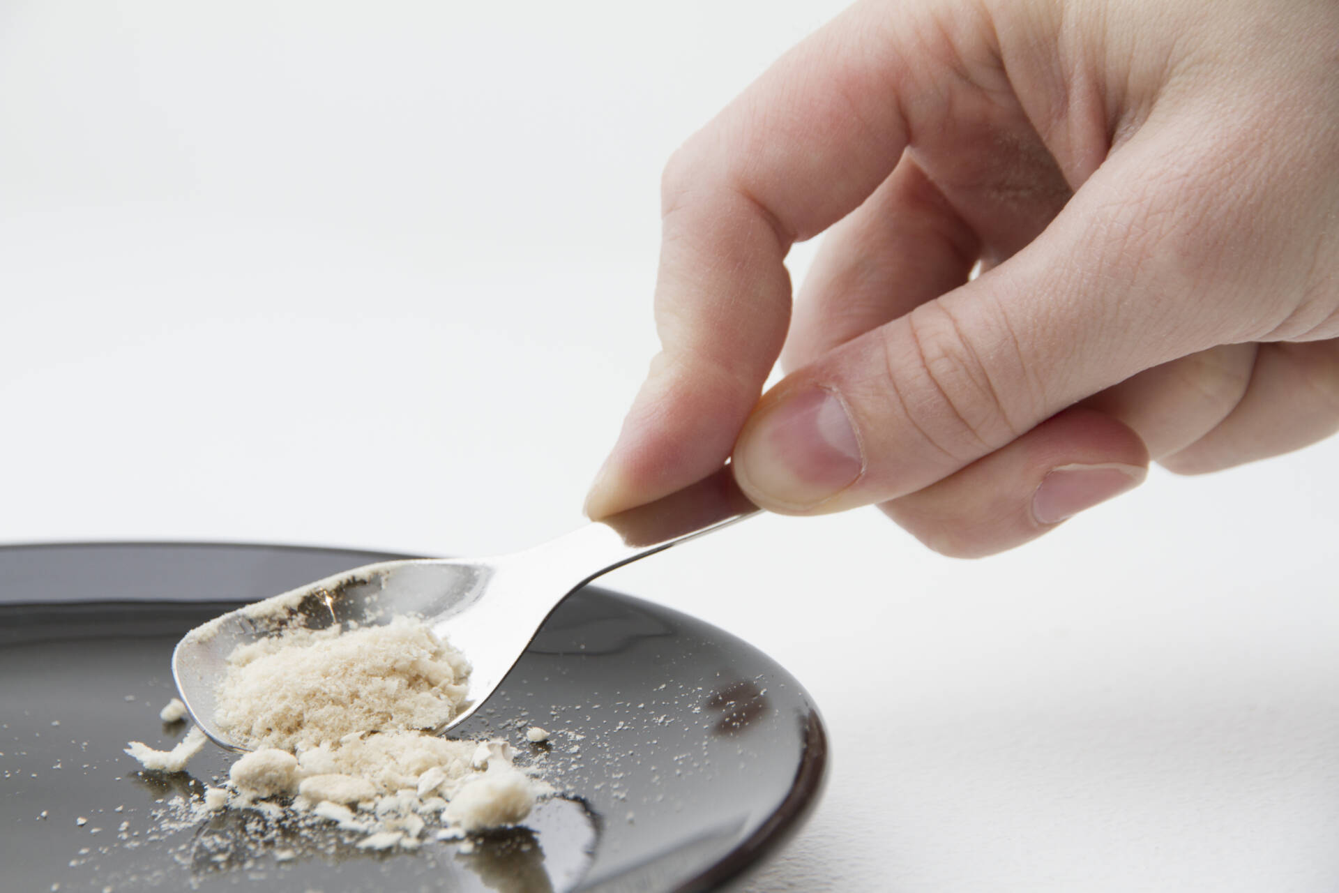 Solein składa się z około 50 procent białka, 20–25 procent węglowodanów i 5–10 procent tłuszczu , Źródło: solarfoods.fi