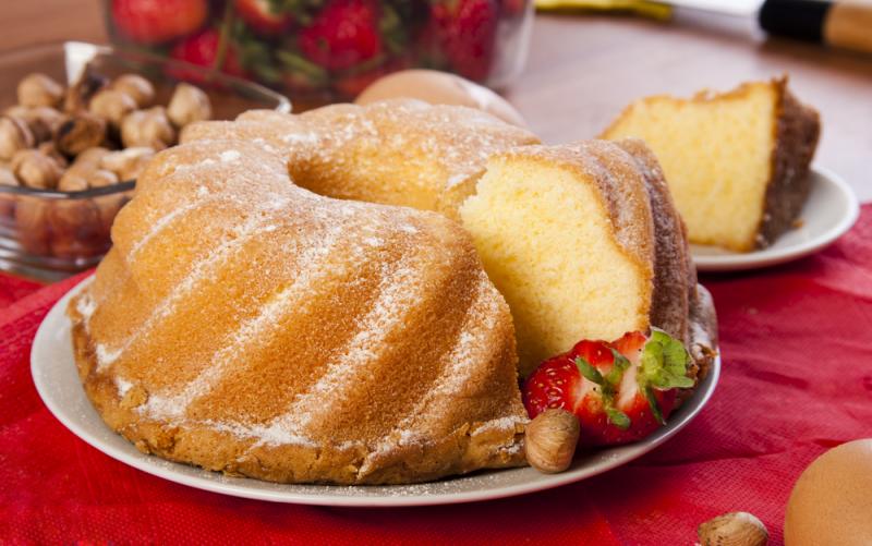 Proszek do pieczenia sprawia, że wypieki rosną, stają się pulchne i delikatne. Fot. Adriana Marteva/Shutterstock