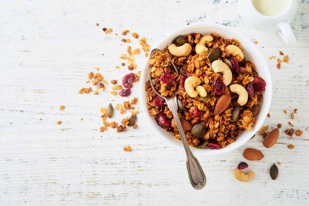 Klasyczna granola z orzechami