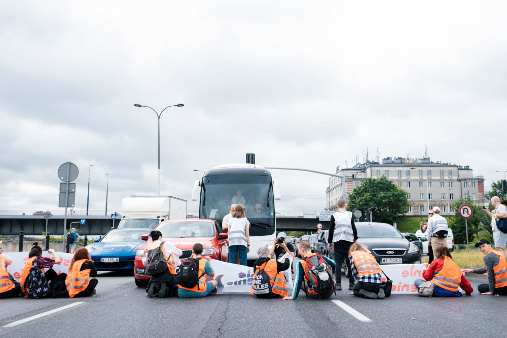 Ostatnie Pokolenie rozpoczyna serię blokad Wisłostrady