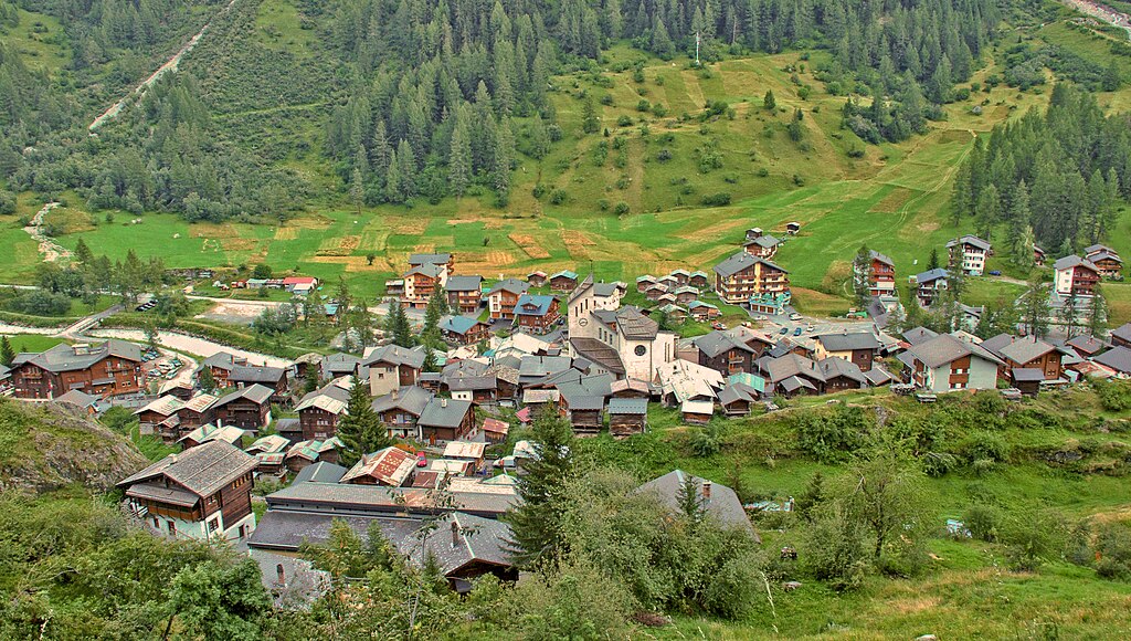 Katastrofa w Alpach: Zawalenie się lodowca pogrzebało część szwajcarskiej wioski Blatten