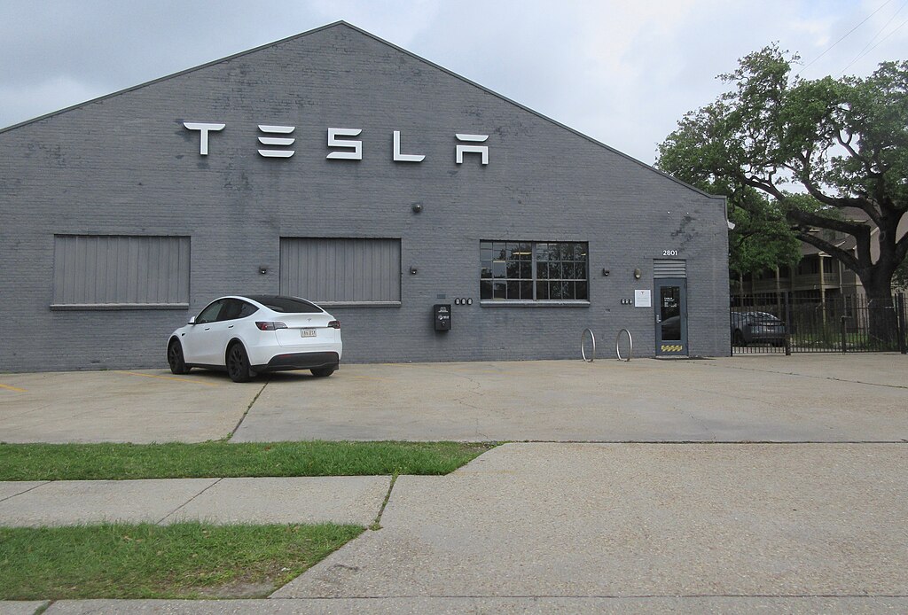 Tesla traci 152 miliardy dolarów po konflikcie Muska z Trumpem