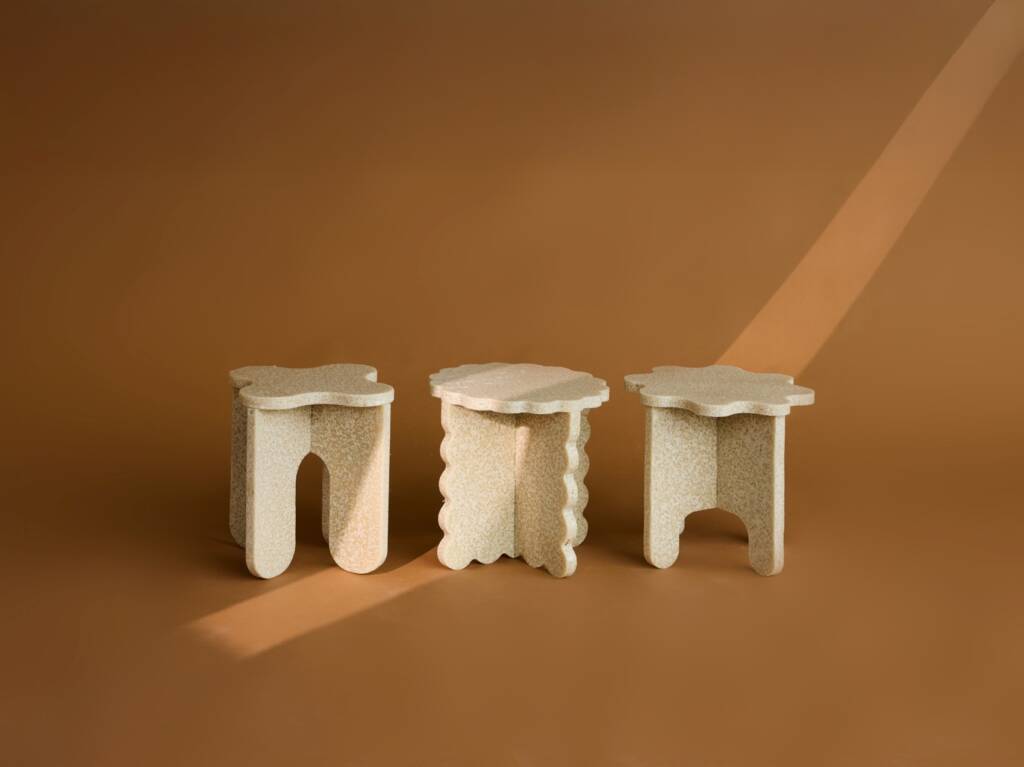 Polacy stworzyli meble i lampy z biodegradowalnych materiałów