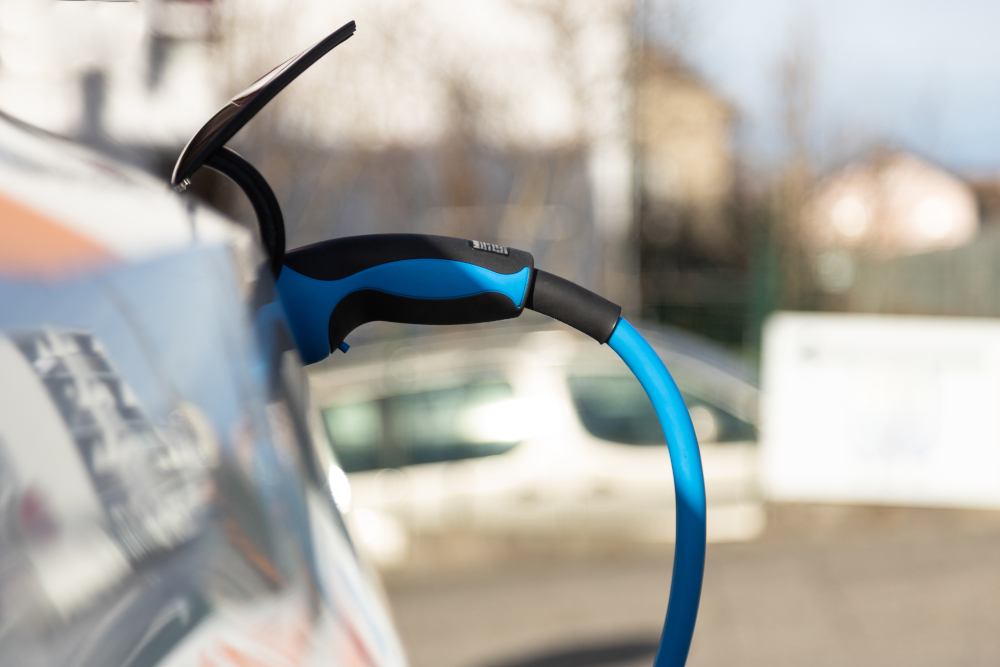 UE wycofuje się z zakazu aut spalinowych! Zielona rewolucja właśnie traci grunt