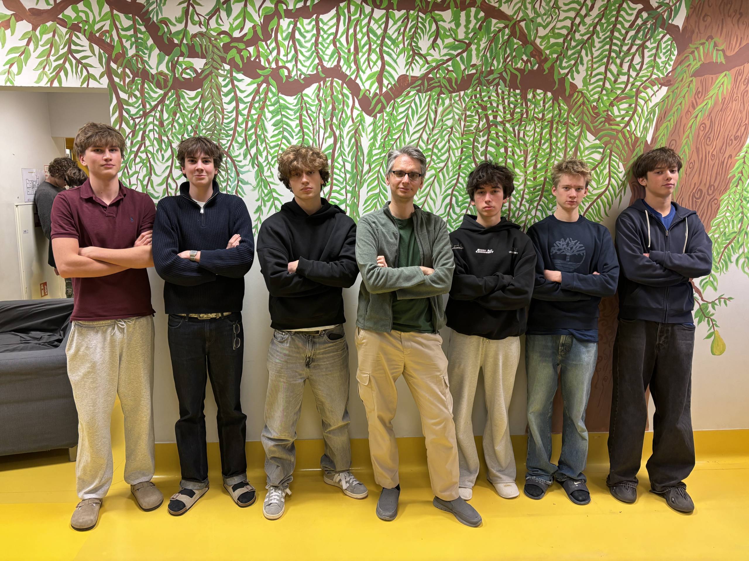 Poznajcie Greenstar – zespół sześciu ambitnych uczniów z 2 SLO IB im. Pawła Jasienicy w Warszawie.