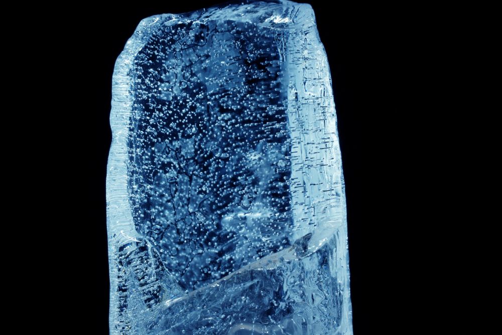 Fragment rdzenia lodowego wydobyty z Antarktydy