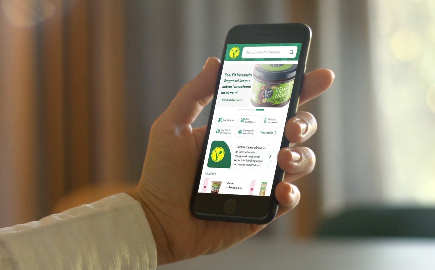 Koniec ze zgadywaniem przy półce. Poznaj V-App – darmową aplikację, która rewolucjonizuje roślinne zakupy
