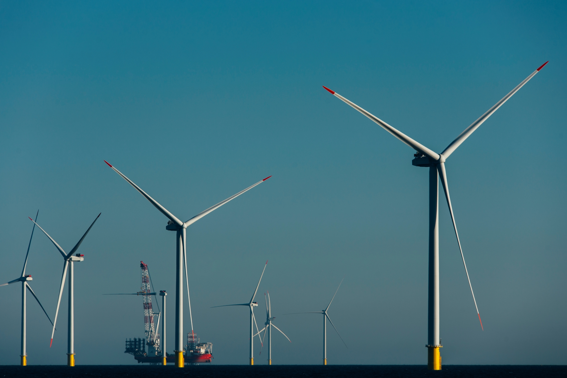 ierwsza polska farma wiatrowa na Bałtyku ukończona. 76 turbin Baltic Power